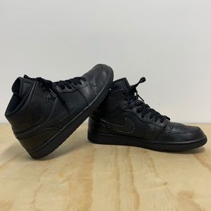 Nike Jordan 1 Black on Black